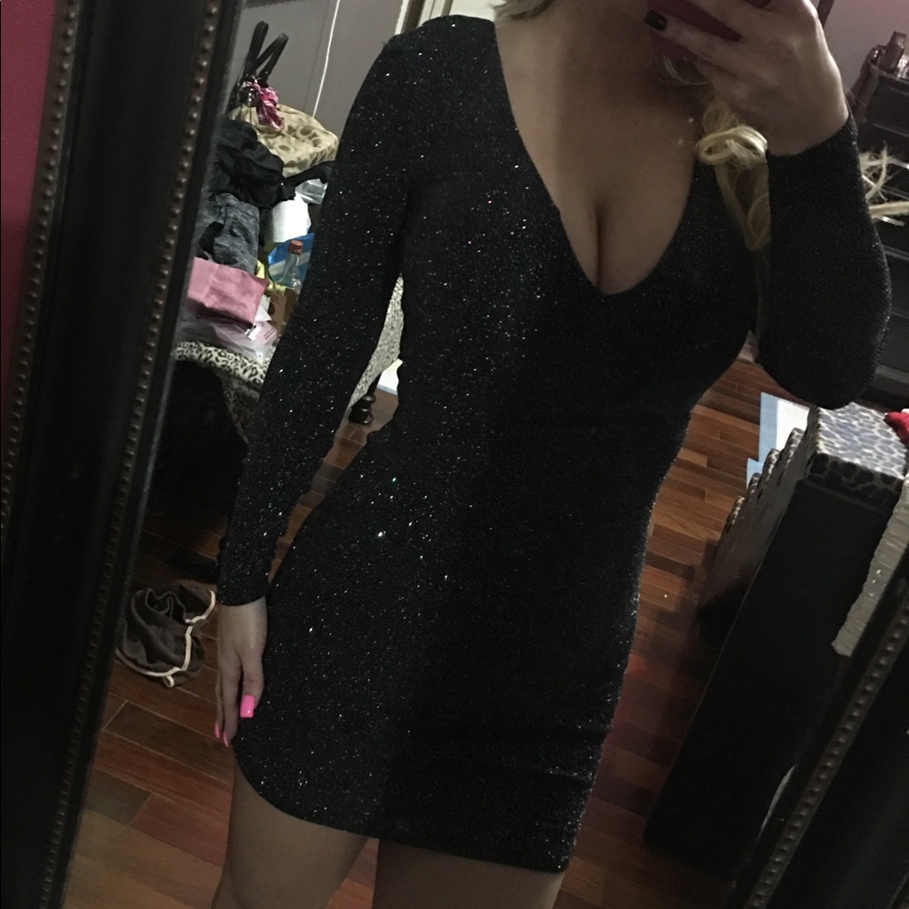 Sparkling dress, such a pretty dress!😍😍